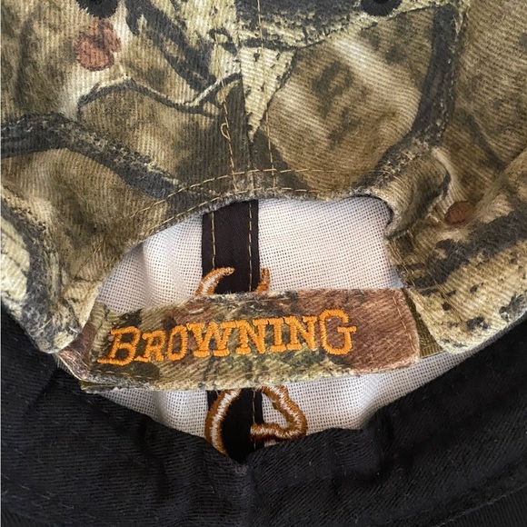 SOLD BROWNING Camouflaged One Size Fits All Baseball Cap Adjustable Velcro - Picture 6 of 9